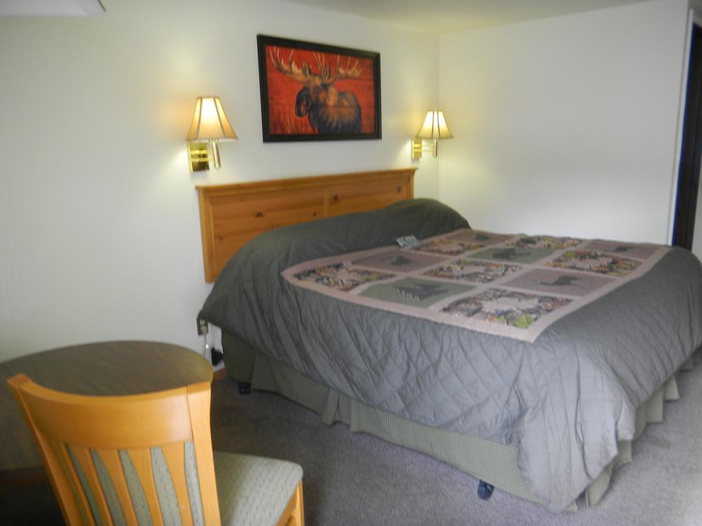 Falls Motel Thompson Falls Стая снимка