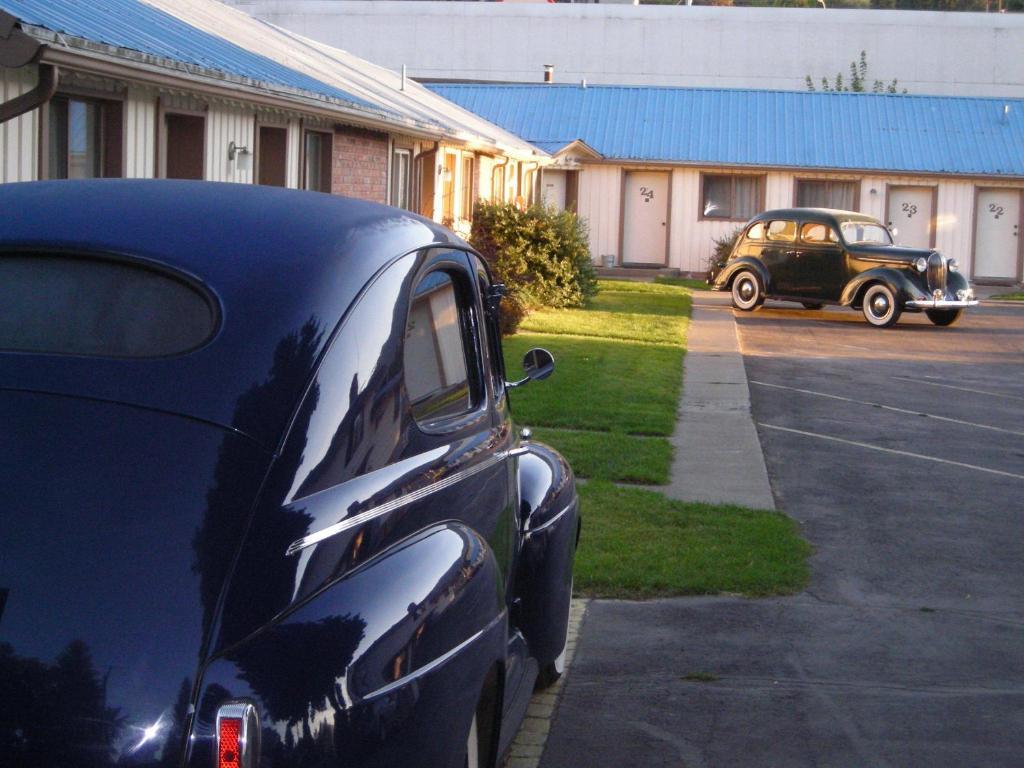 Falls Motel Thompson Falls Екстериор снимка